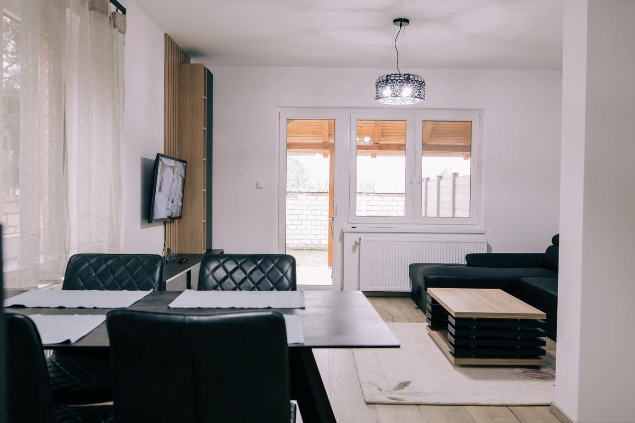 Tulip Guest House Ii. Palić Extérieur photo