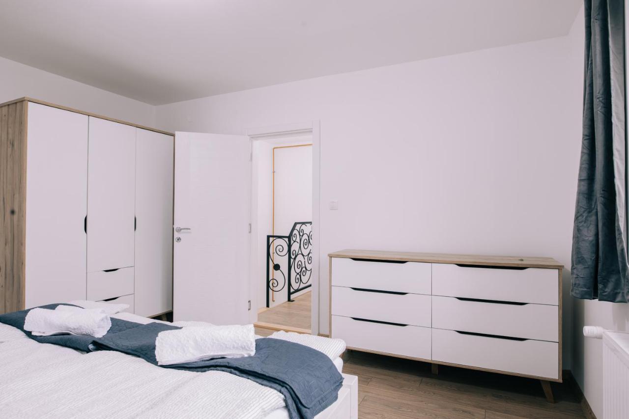 Tulip Guest House Ii. Palić Extérieur photo