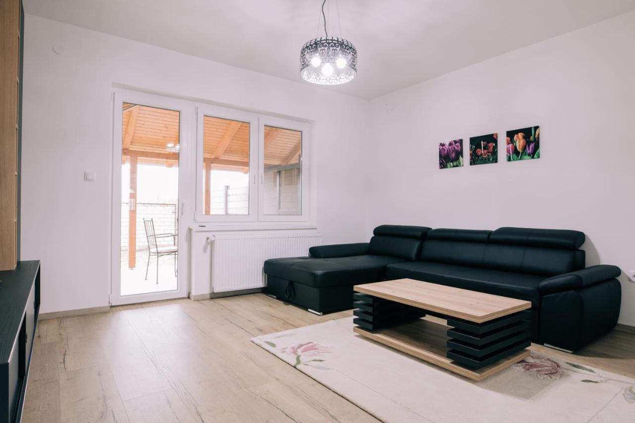 Tulip Guest House Ii. Palić Extérieur photo